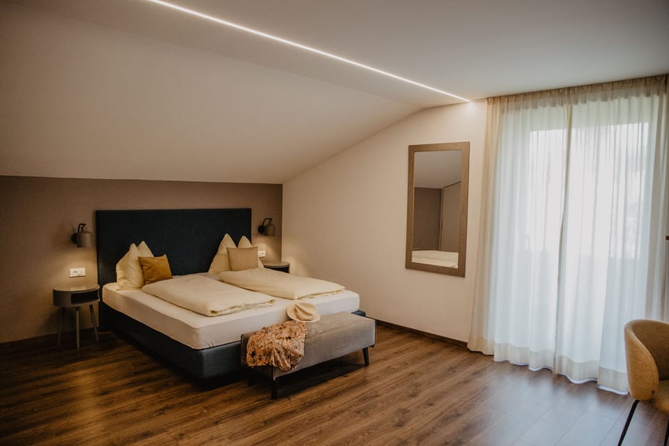 Panoramic Quadruple Room, Mountain View, Corner | Desk, laptop workspace, blackout drapes, free WiFi
