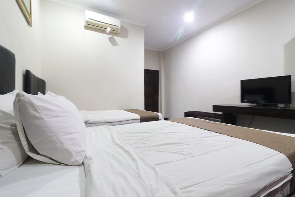 Deluxe Room | Desk, laptop workspace, soundproofing, free WiFi