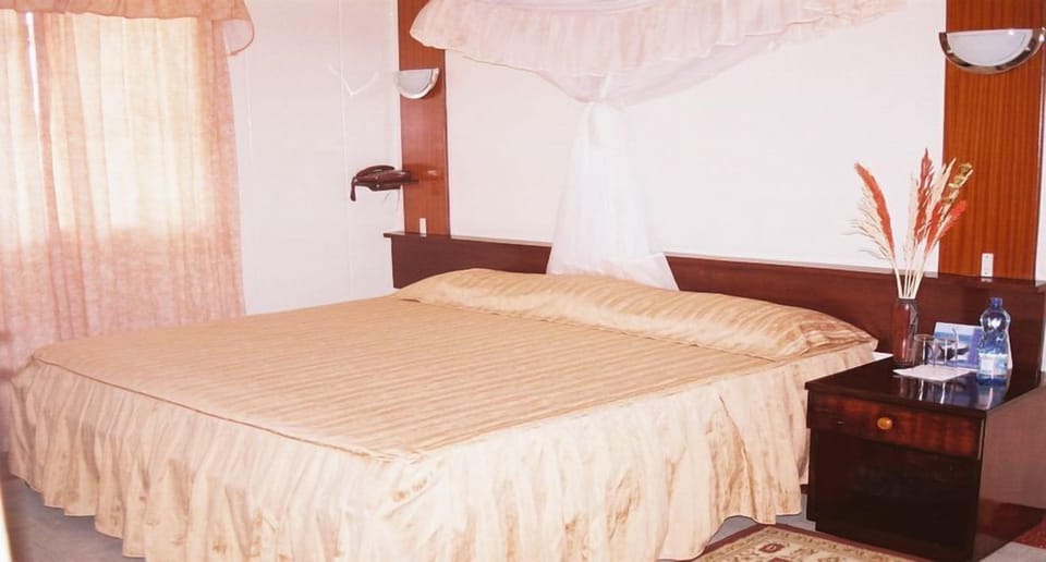 Standard Room | In-room safe, individually furnished, desk, free WiFi