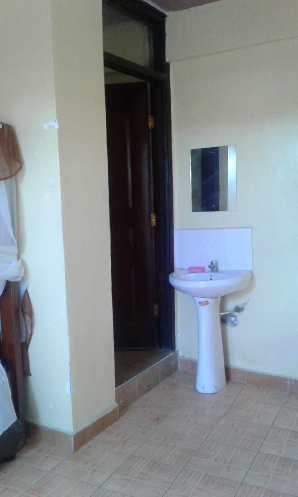 Standard Room | Bathroom | Shower, rainfall showerhead, free toiletries, towels