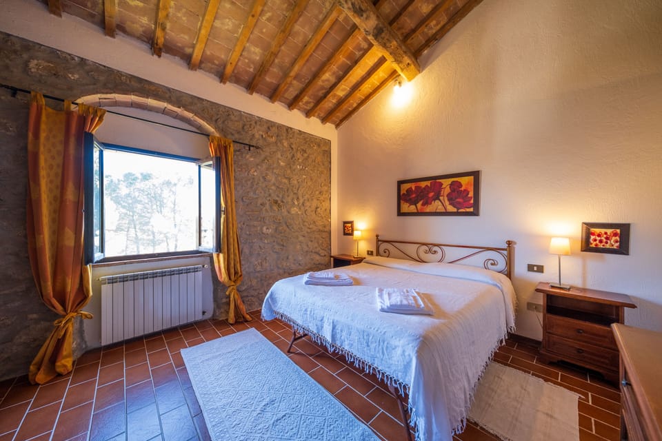 Superior Apartment, 2 Bedrooms | Premium bedding, blackout drapes, WiFi (free), bed sheets