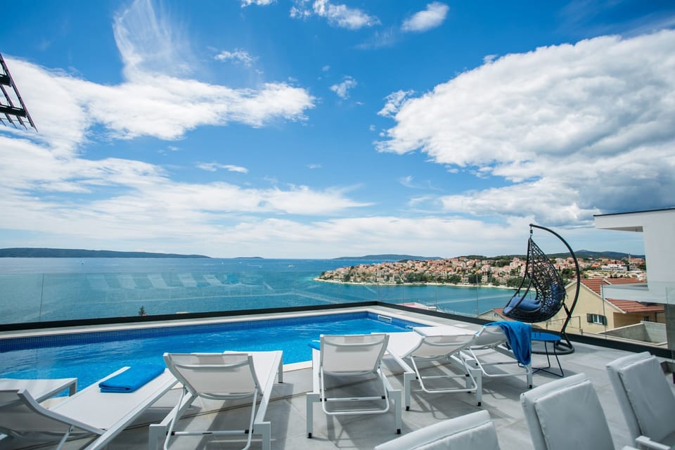 Sundeck