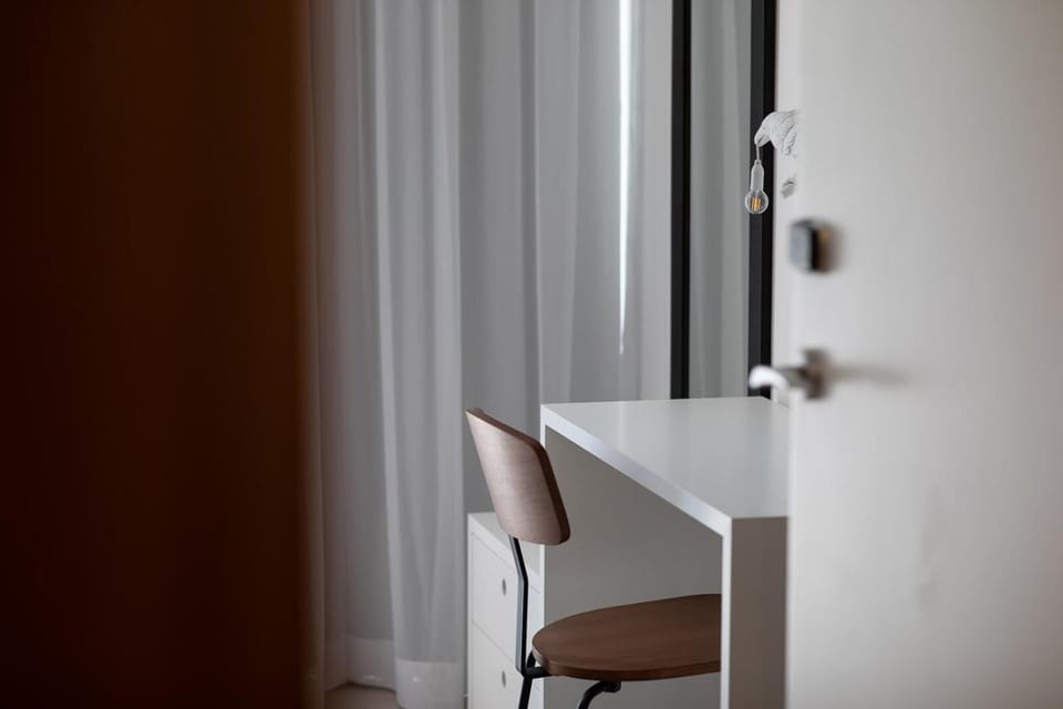 In-room safe, desk, soundproofing, iron/ironing board