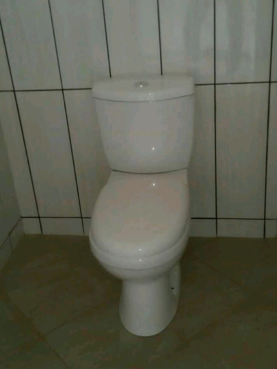 Family Room | Bathroom | Shower, rainfall showerhead, free toiletries, towels