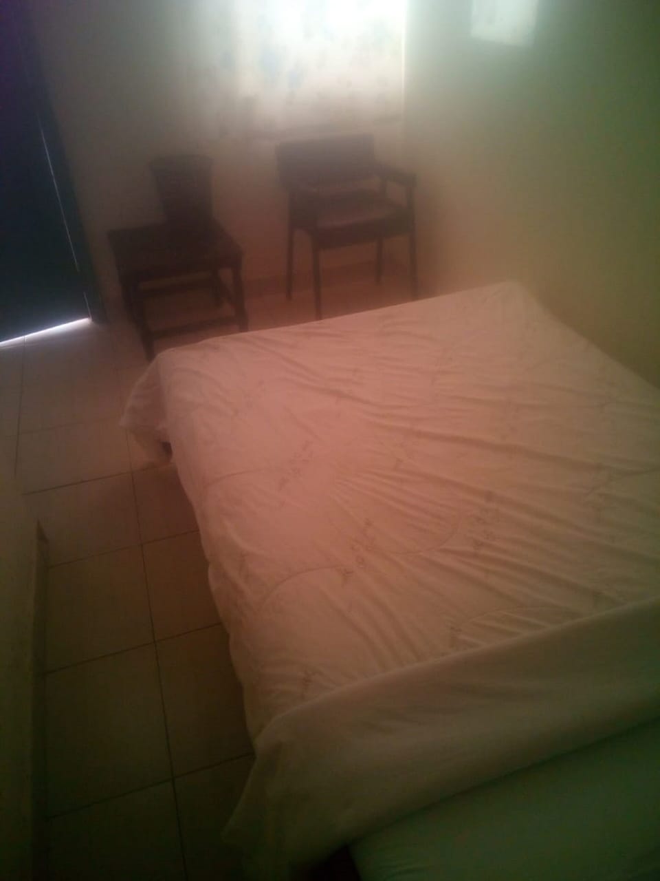 Double Room | Desk, bed sheets