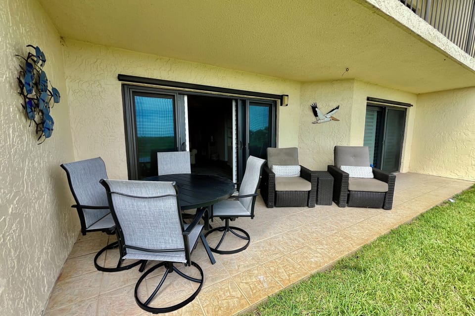 Oceanfront patio