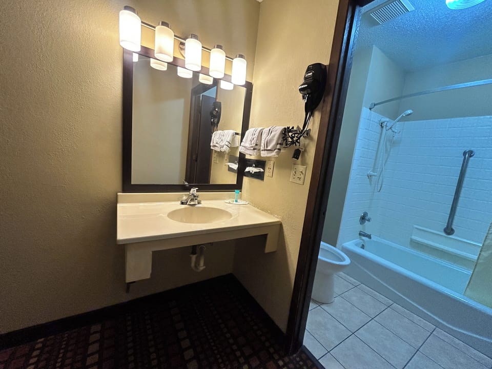 Relax Inn Hotel in Iowa