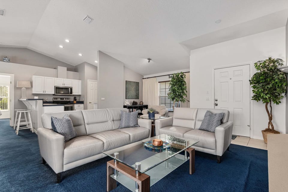 House, 3 Bedrooms | Living area