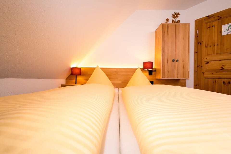 Economy Studio, 2 Bedrooms | Soundproofing, free WiFi, bed sheets