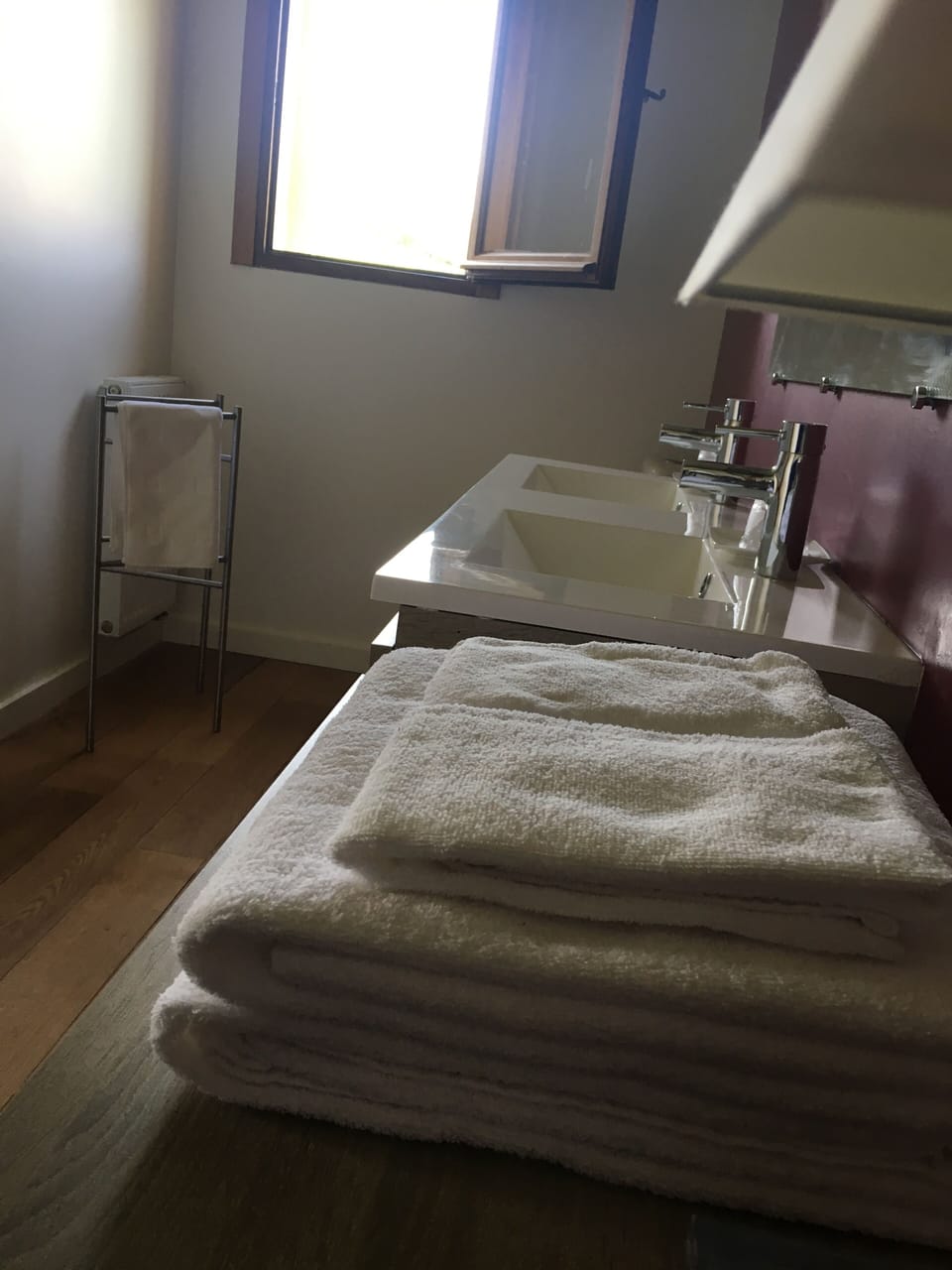 Double Room (Ethnique) | Bathroom | Shower, hair dryer, towels, soap
