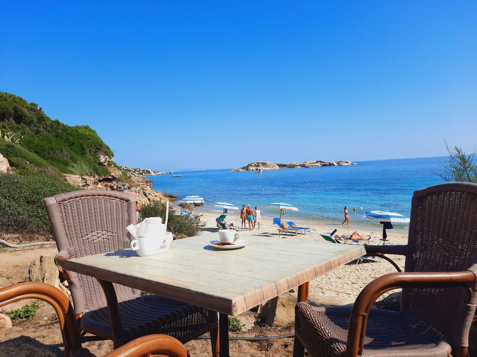 Beach bar