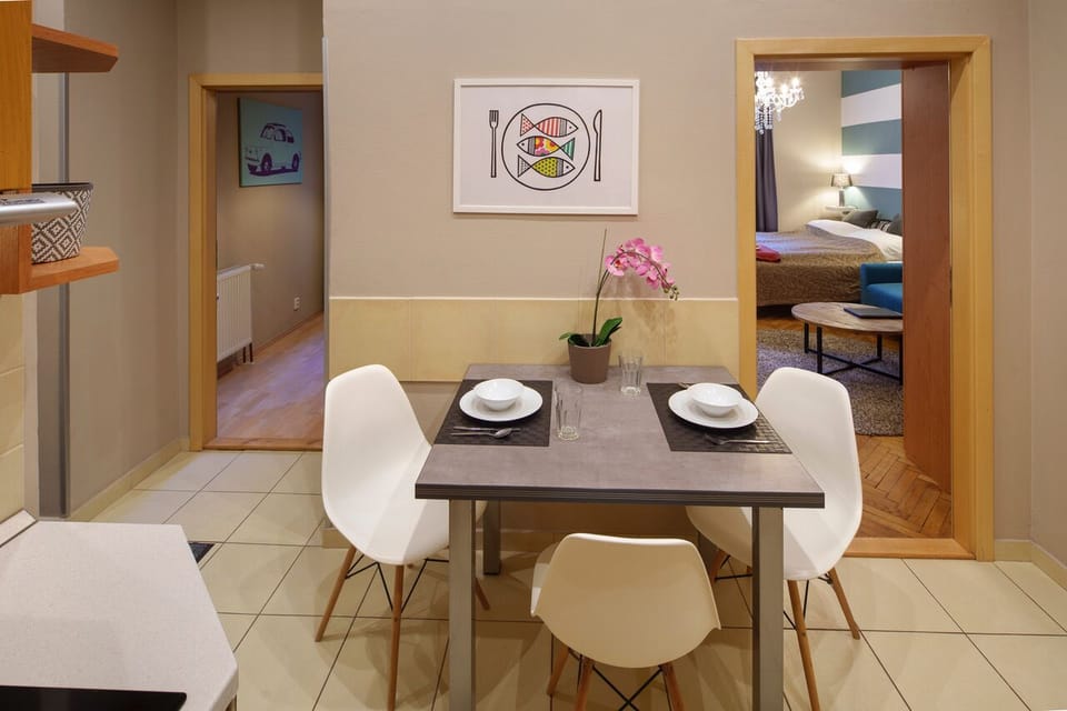 Kitchen with dining table