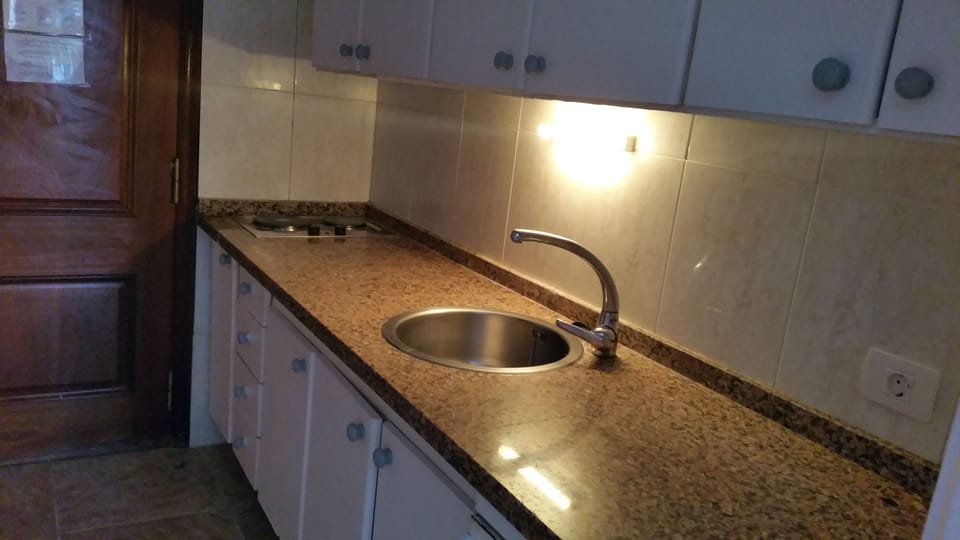 Fridge, microwave, stovetop, cookware/dishes/utensils