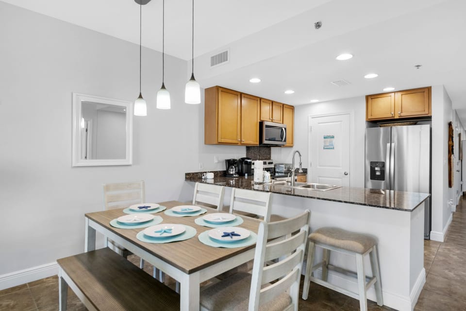 Dining table plus eat-in bar seating