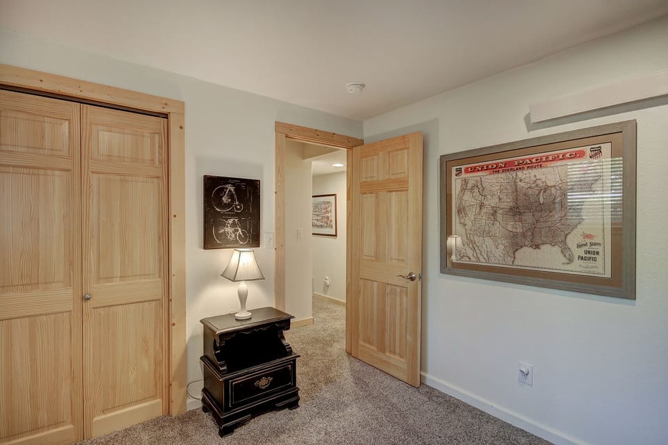 Bunk Room