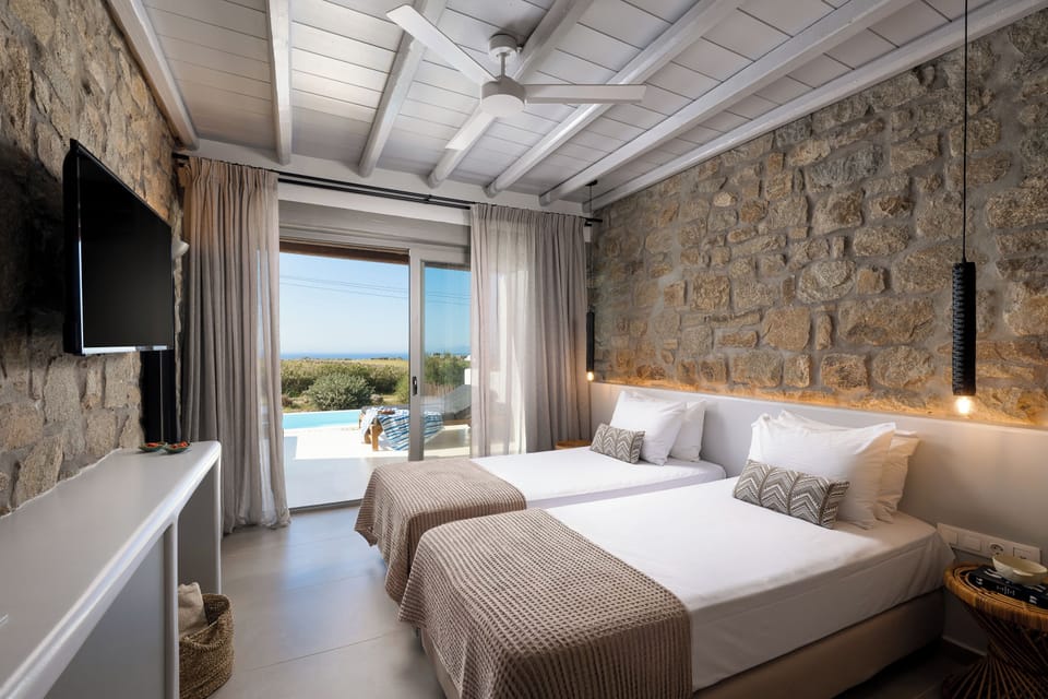 Queen-Size Double Bed Luxury Suite with Private Pool | Living area | 38-inch Smart TV with digital channels, TV, Netflix