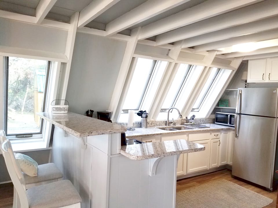 Kitchen with Breakfast Bar, First Level