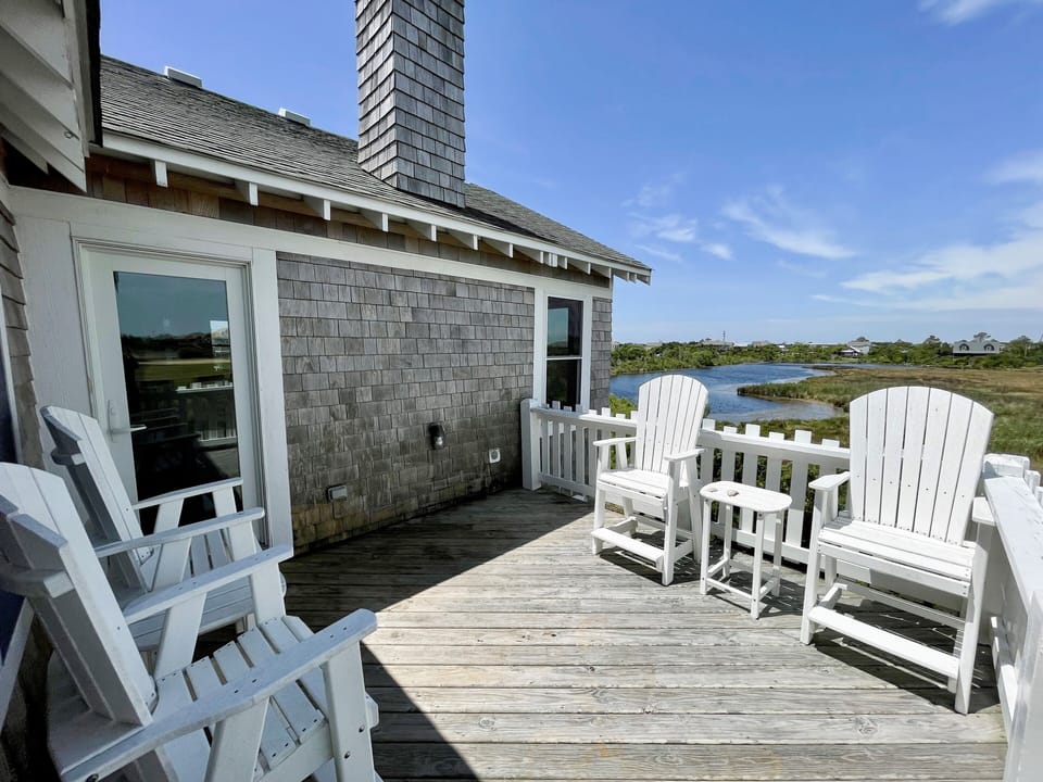 Second Floor Deck