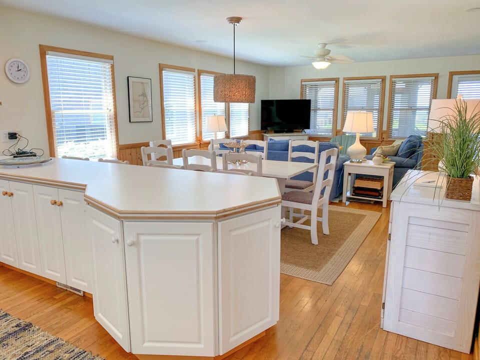 Open Floor Plan, First Floor