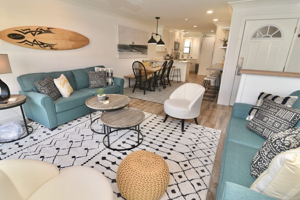 Coastal Chic by Mint Decor