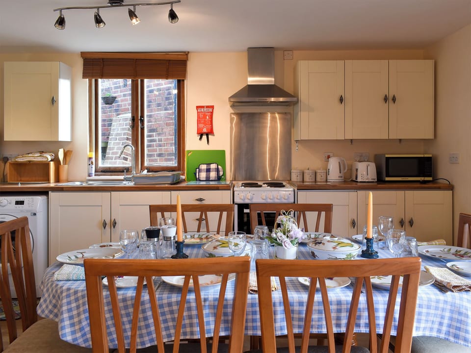 Comfortable double bedroom | The Stables, Okeford Fitzpaine