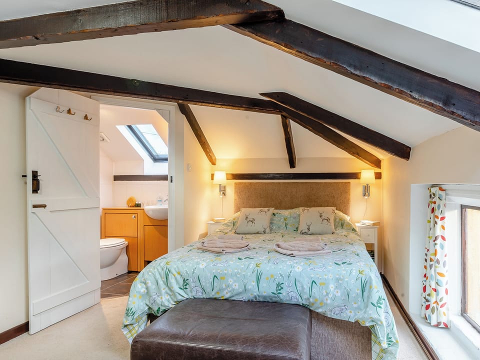 Double bedroom | Orchard Cottage - Thorney Country Cottages, Langport, near Somerton