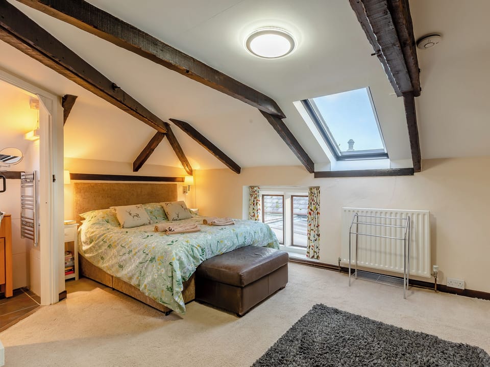 Double bedroom | Orchard Cottage - Thorney Country Cottages, Langport, near Somerton