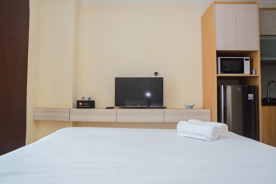 Room | Desk, free WiFi, bed sheets