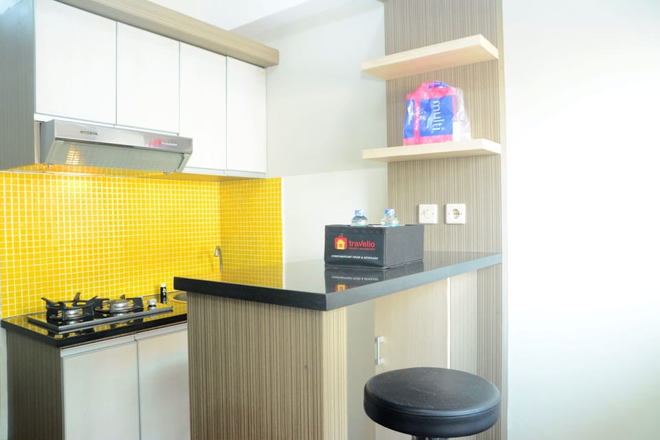 Fridge, stovetop, cookware/dishes/utensils