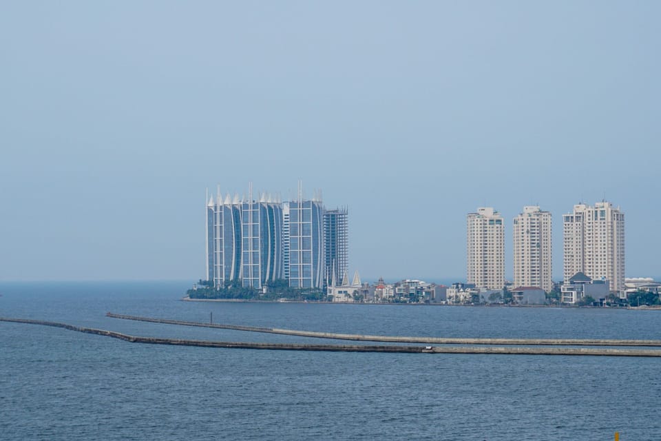 Beach/ocean view