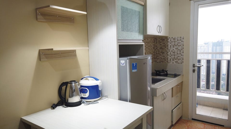 Fridge, stovetop, cookware/dishes/utensils