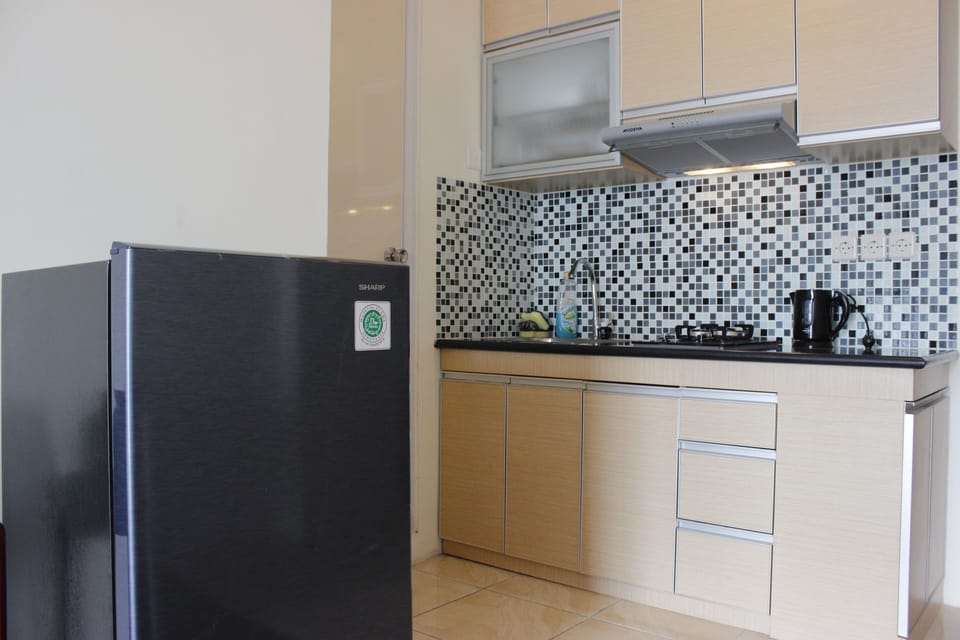 Room | Private kitchen | Fridge, stovetop, cookware/dishes/utensils
