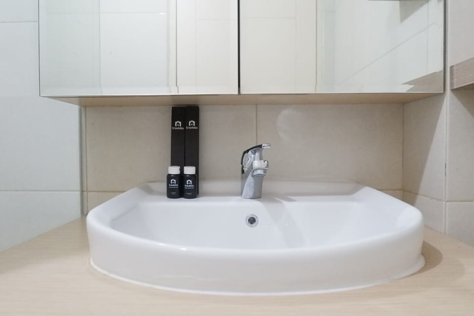 Room | Bathroom | Shower, towels