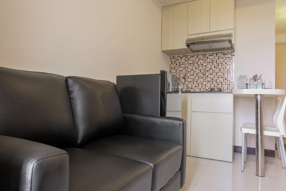 Room | Living area | TV