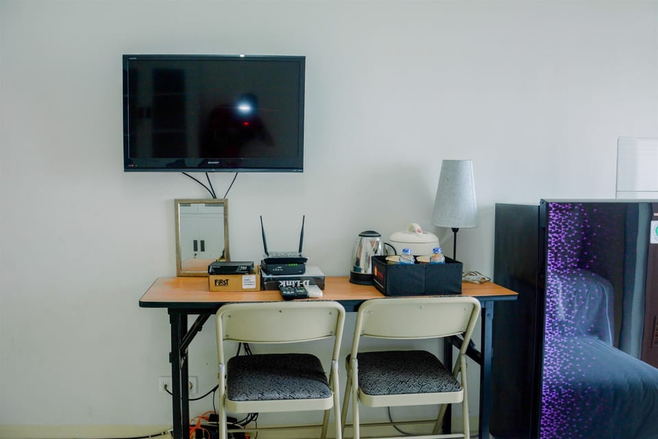 Room | Living area | TV
