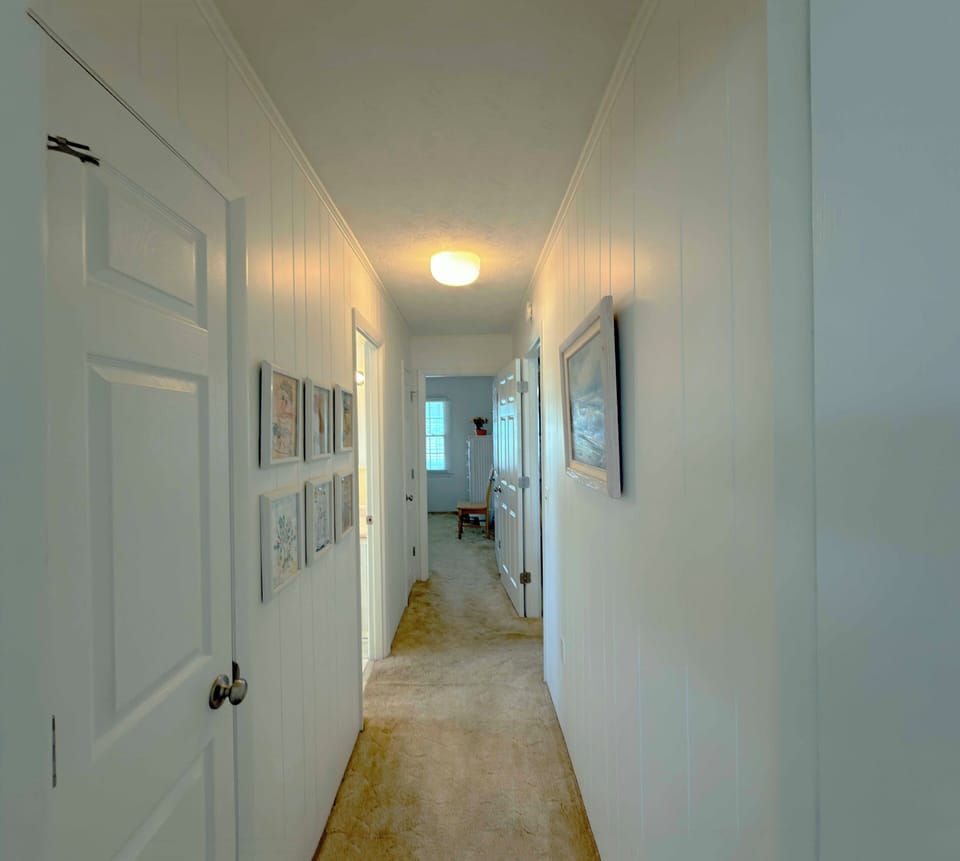 Hallway to Bedroom 2