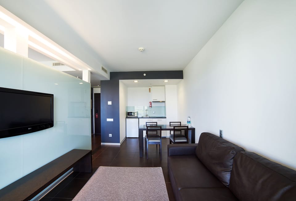 LCD TV, books