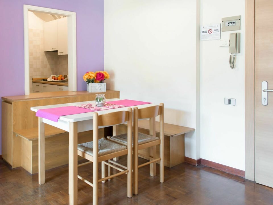 Table, Furniture, Property, Wood, Interior Design, Floor, Flooring, Door, Material Property, Building