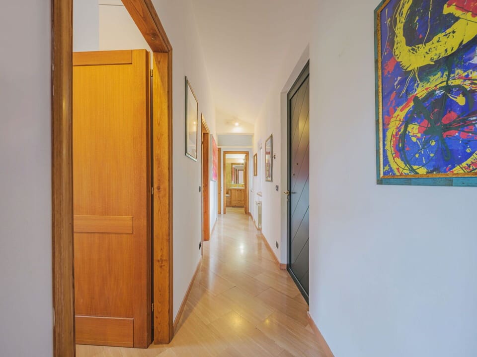 Sky, Mountain, Daytime, Building, Plant, Natural Landscape, House, Vegetation, Highland, Tree