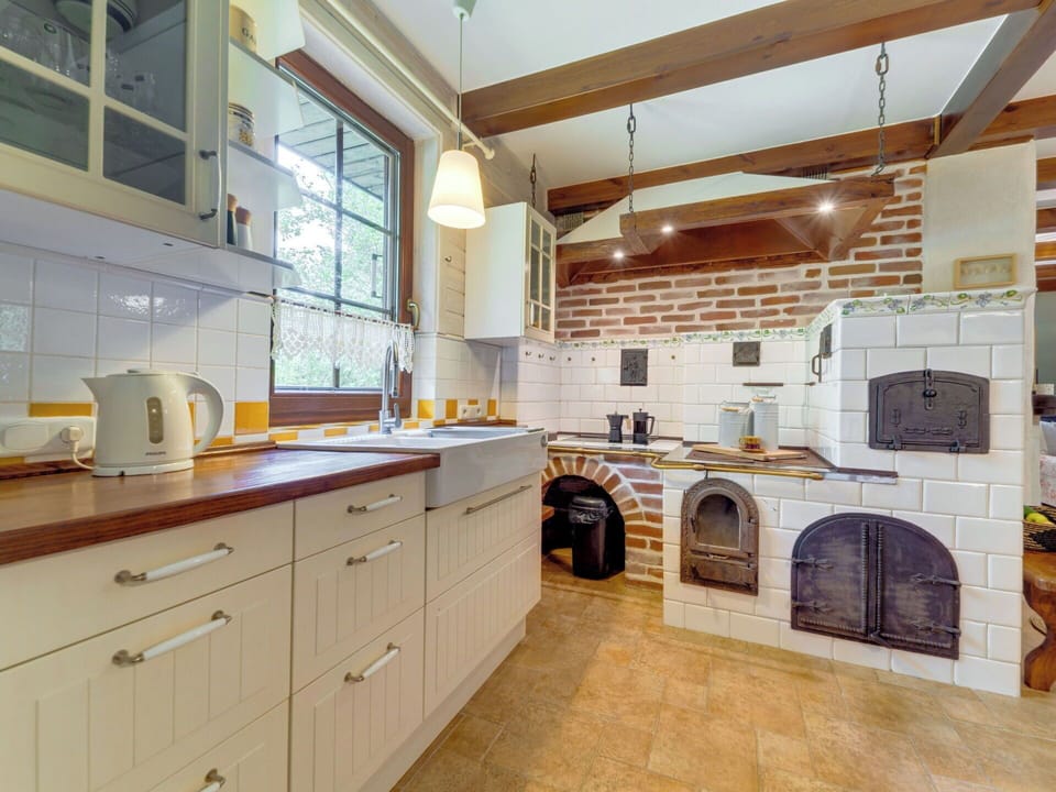 Kitchen, Wood, Flooring, Interior Design, Countertop, Furniture, Cabinetry, Home, Floor, Kitchen Appliance