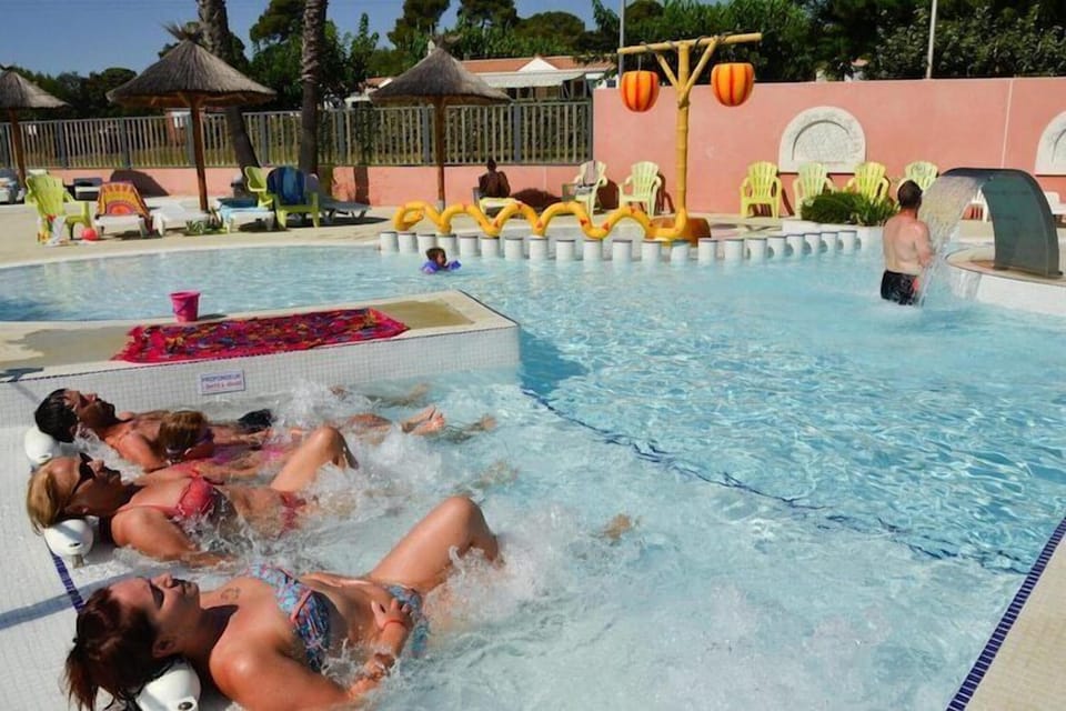 Holiday Home Swimming Pool