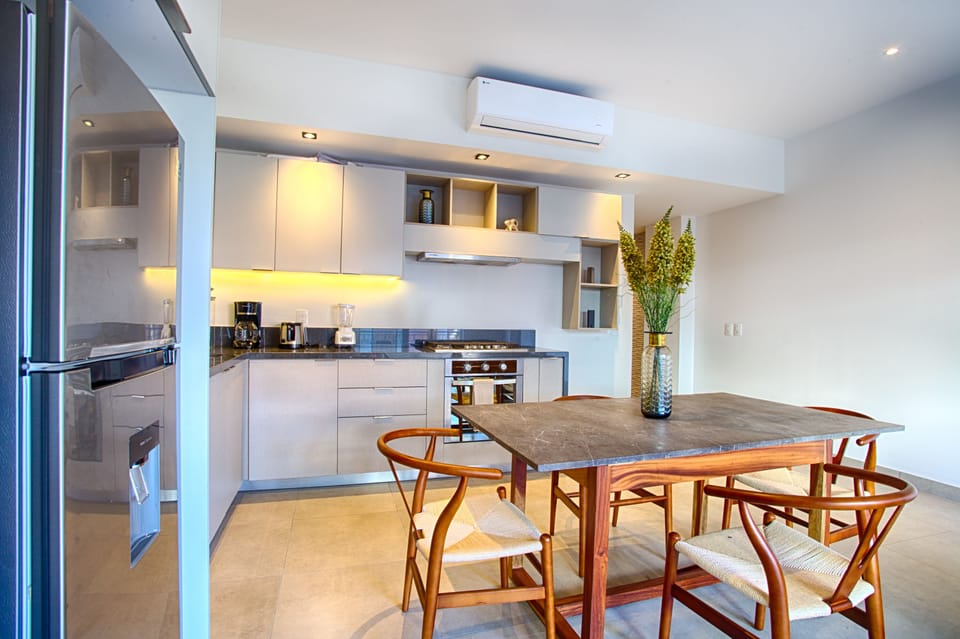 Fully equipped kitchen