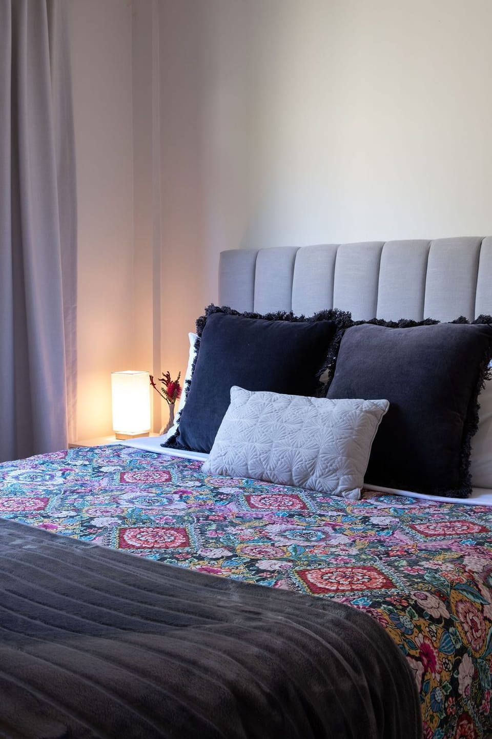 Main bedroom 1 queen bed