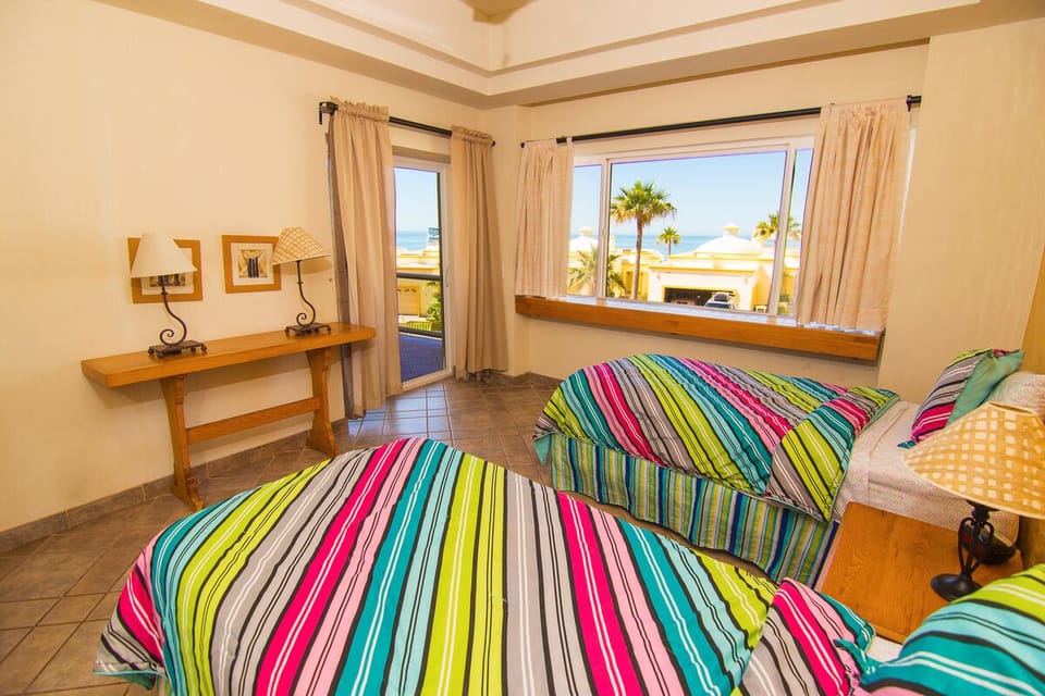 Guest Bedroom with tow twins for Children