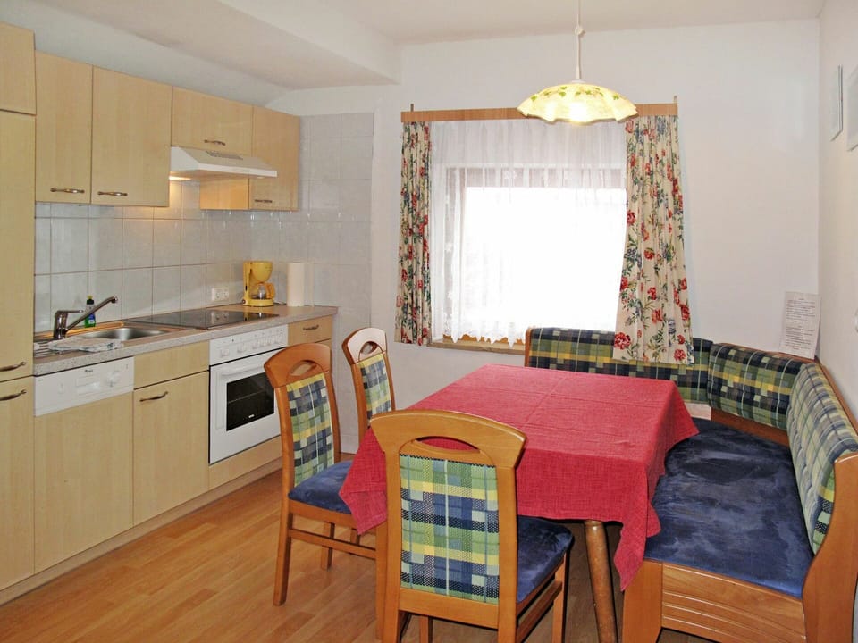 Room, Furniture, Property, Floor, Interior Design, Building, Yellow, House, Kitchen, Table