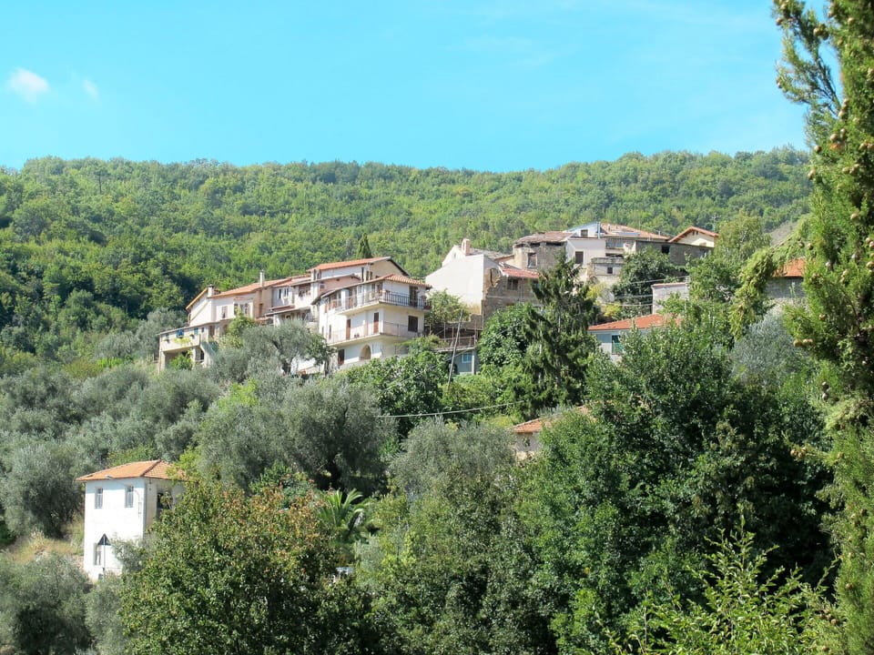 Furniture, Comfort, Wood, Bed, Lighting, Shade, Window, Floor, Flooring