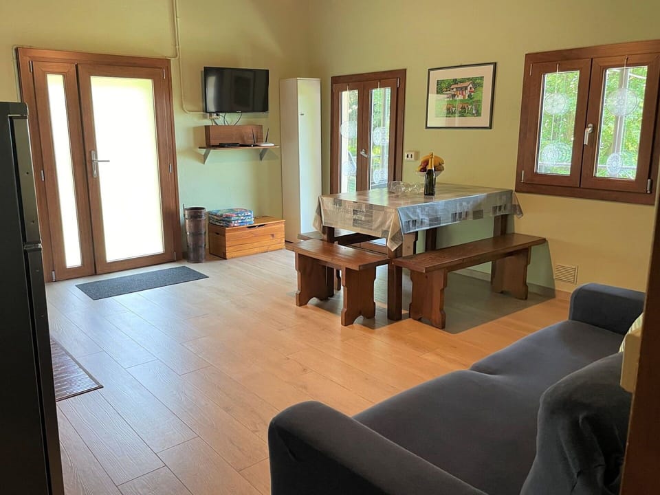 Picture Frame, Couch, Table, Wood, Building, Window, Living Room, Interior Design, Flooring, Floor