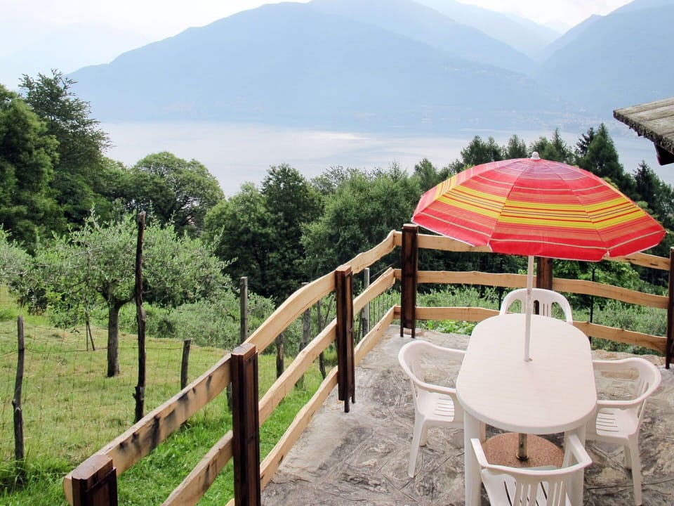 Hill Station, Umbrella, Sky, Tree, Mountain, Tourism, Leisure, Shade, Rural Area, Vacation