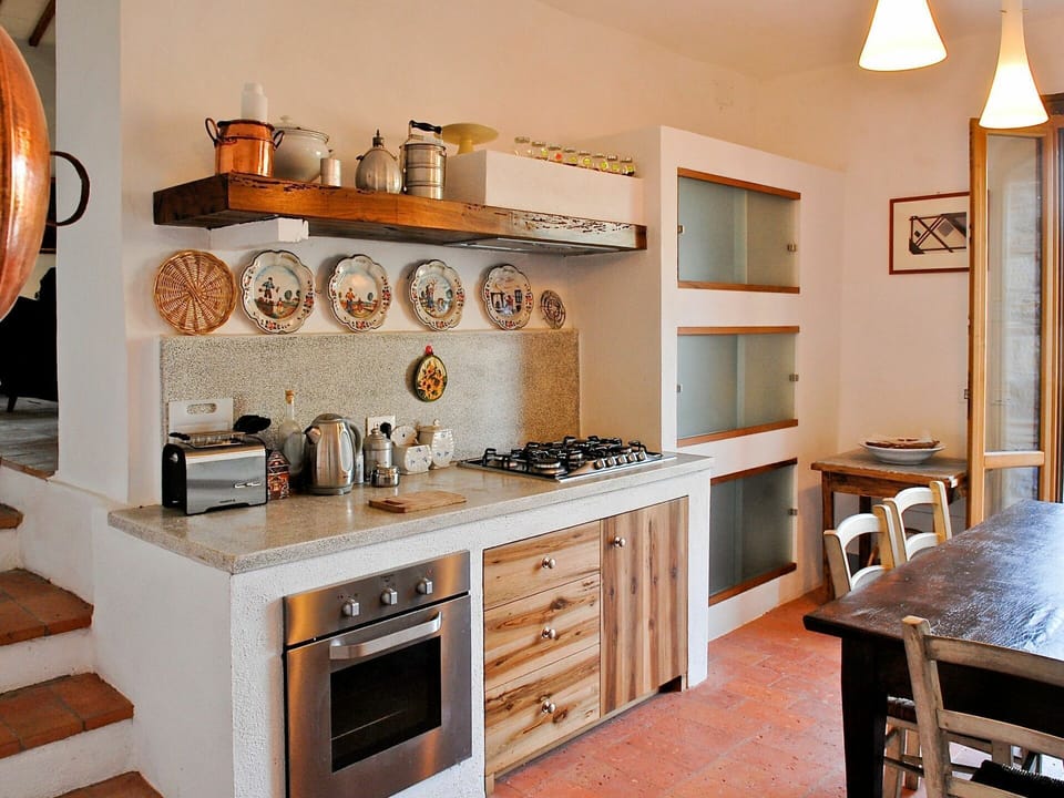 Countertop, Furniture, Room, Cabinetry, Kitchen, Property, Interior Design, Shelf, Building, Kitchen Stove