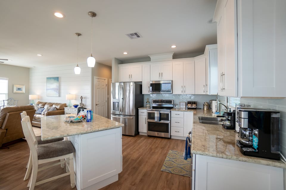 Kitchen with Island
